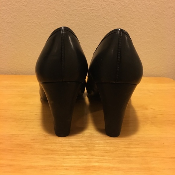 black business heels